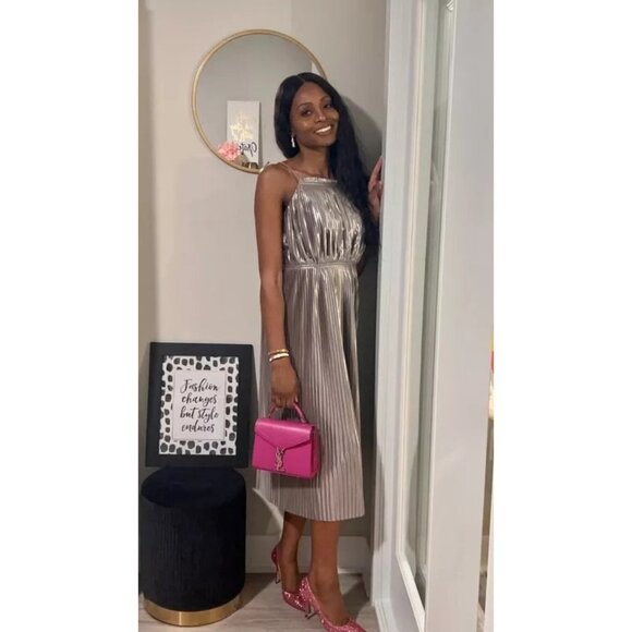 Banana Republic Dress 14 Silver Pleated Fit-and-Flare Metallic Cocktail Party - Picture 3 of 12